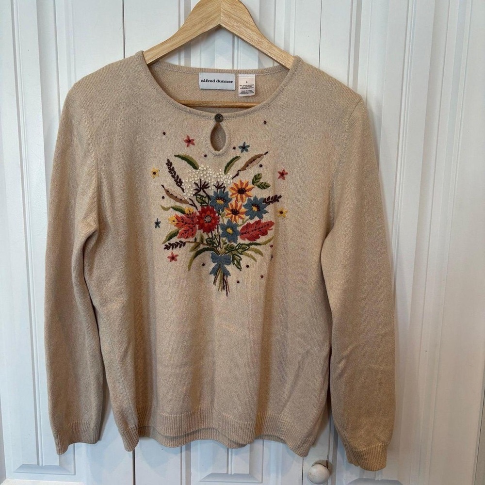 Alfred Dunner Beige Sweater with Colorful Floral Design